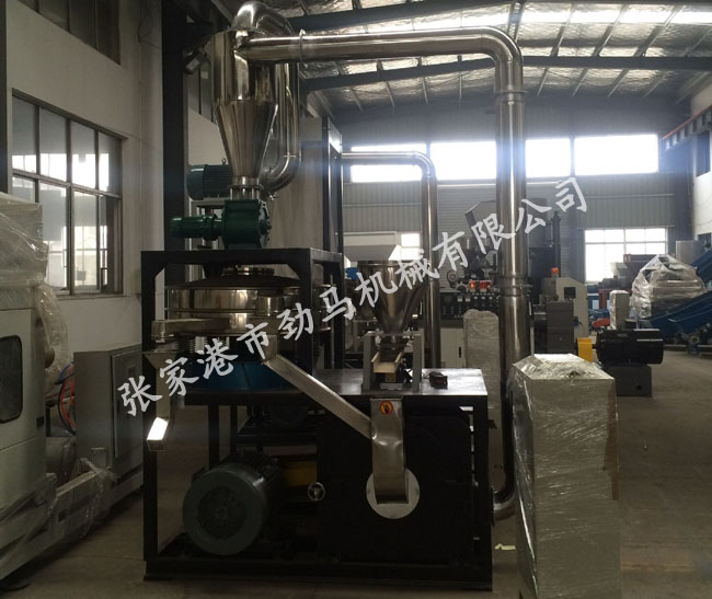 PE磨粉機(jī)行業(yè)正在積極地向著探索節(jié)能環(huán)保的發(fā)展路徑